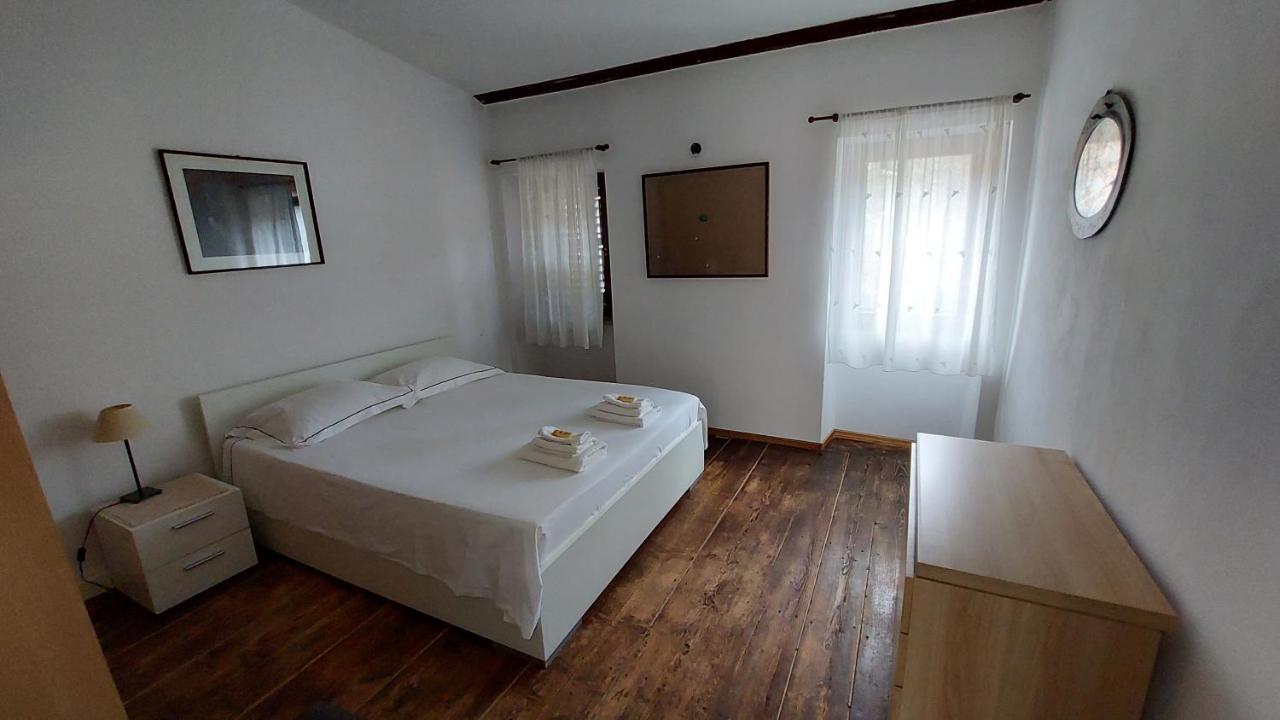 Apartment Capo D'Istria โคเปร์ ภายนอก รูปภาพ